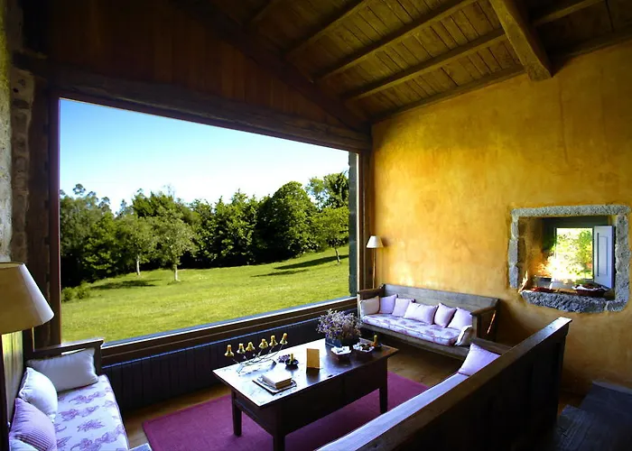 Casa Do Castelo De Andrade Пуэнтедеуме